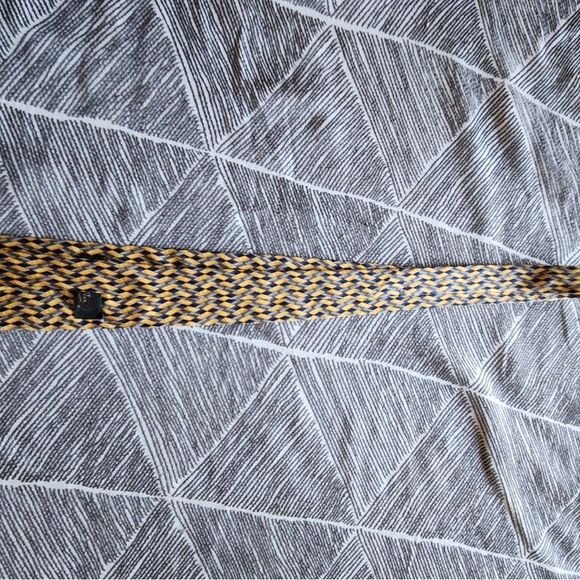 Bert Pulitzer Geometric Yellow and Blue Tie - Picture 1 of 5